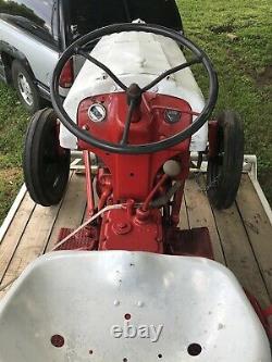 1952 Ford 8N Tractor (PTO WORKING)