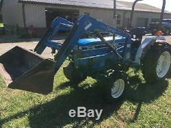 Ford New Holland 4x4 1715 Tractor With Loader