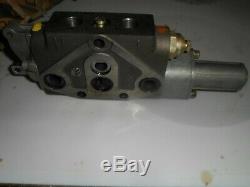 NOS OEM 5171281 87374242 New Holland Remote Hydraulic Valve fits TN75D Tractor